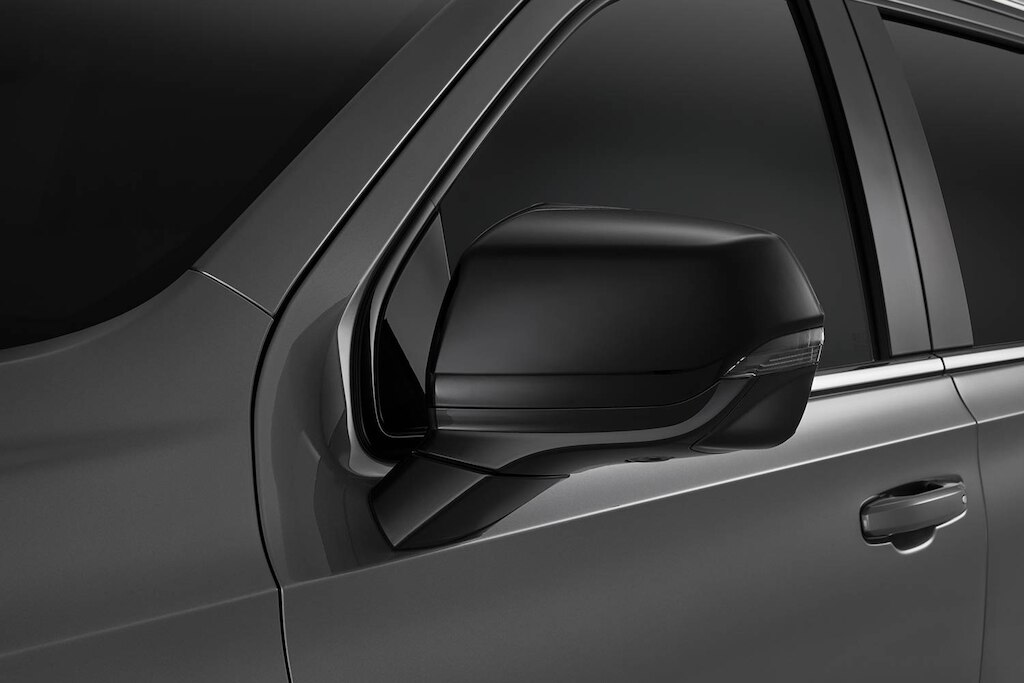 Cubierta de esepejo en color negro para Chevrolet Tahoe 2024