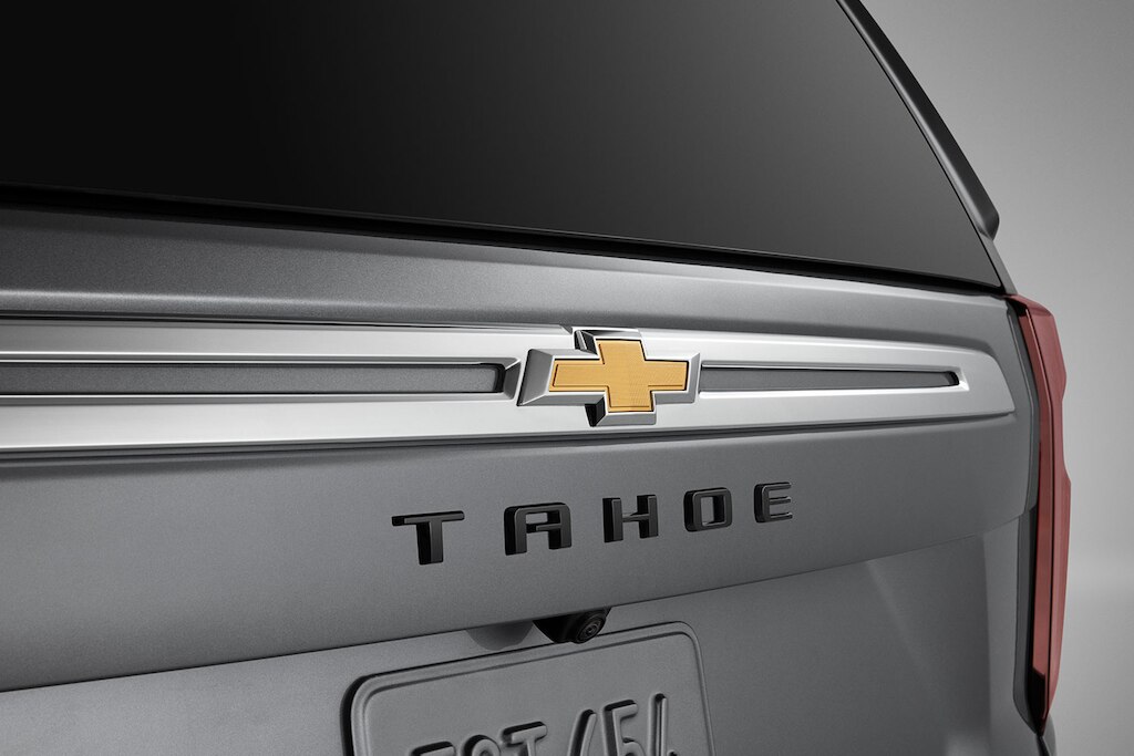 Emblema Tahoe color negro para tu SUV Chevrolet 2024