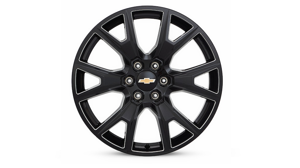 Rin en aluminio de 22 pulgadas negro metálico con detalles en plata para tu camioneta Chevrolet Silverado Turbo 2025